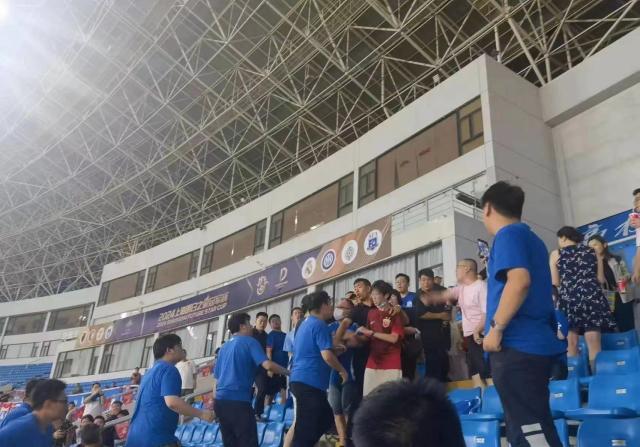 1723652934358086264.jpg ca9ab1360f87f6a5a5d5bc8c0ad0e9e.jpg